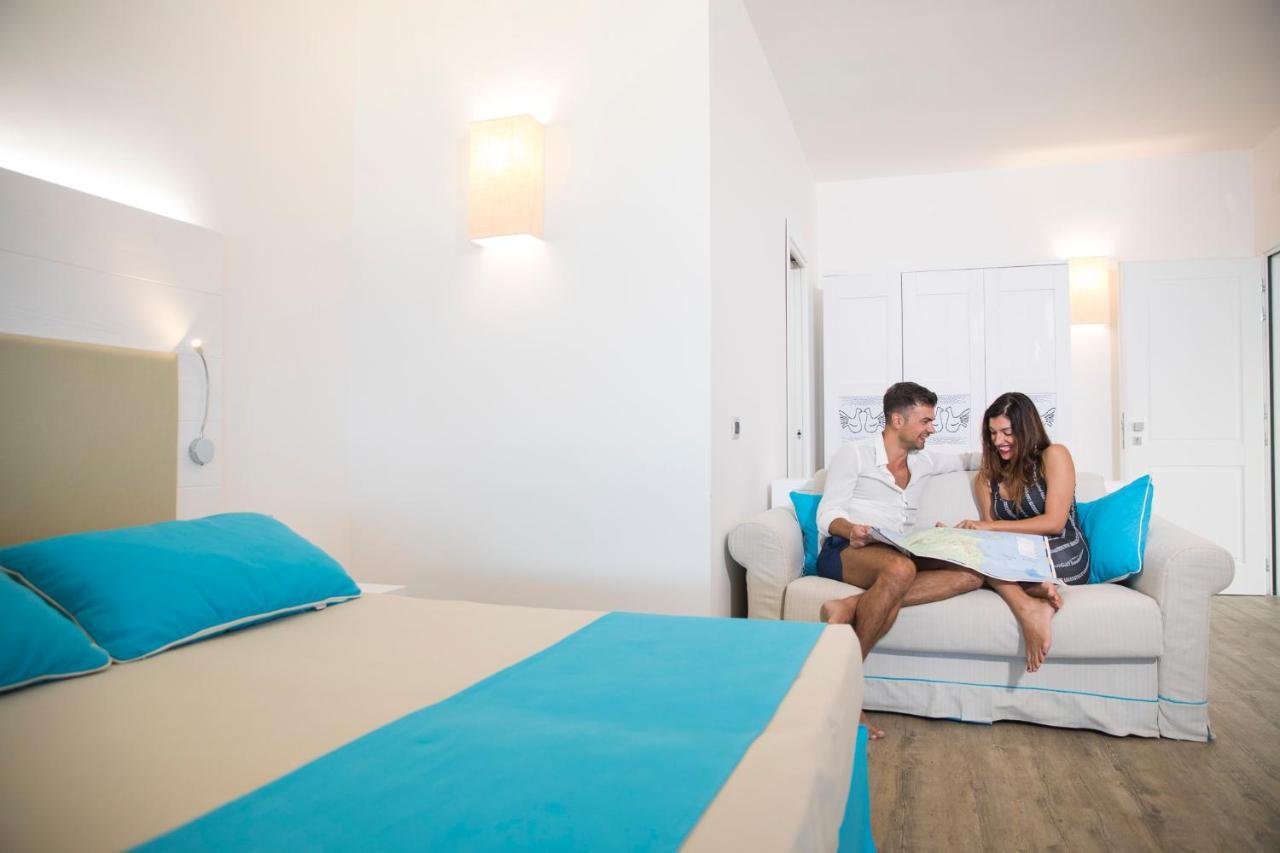 Lu' Hotel Maladroxia SantʼAntìoco Εξωτερικό φωτογραφία