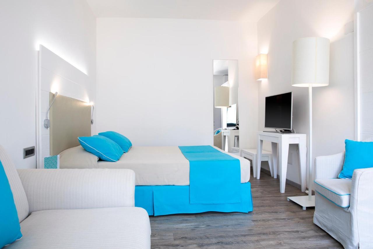 Lu' Hotel Maladroxia SantʼAntìoco Εξωτερικό φωτογραφία