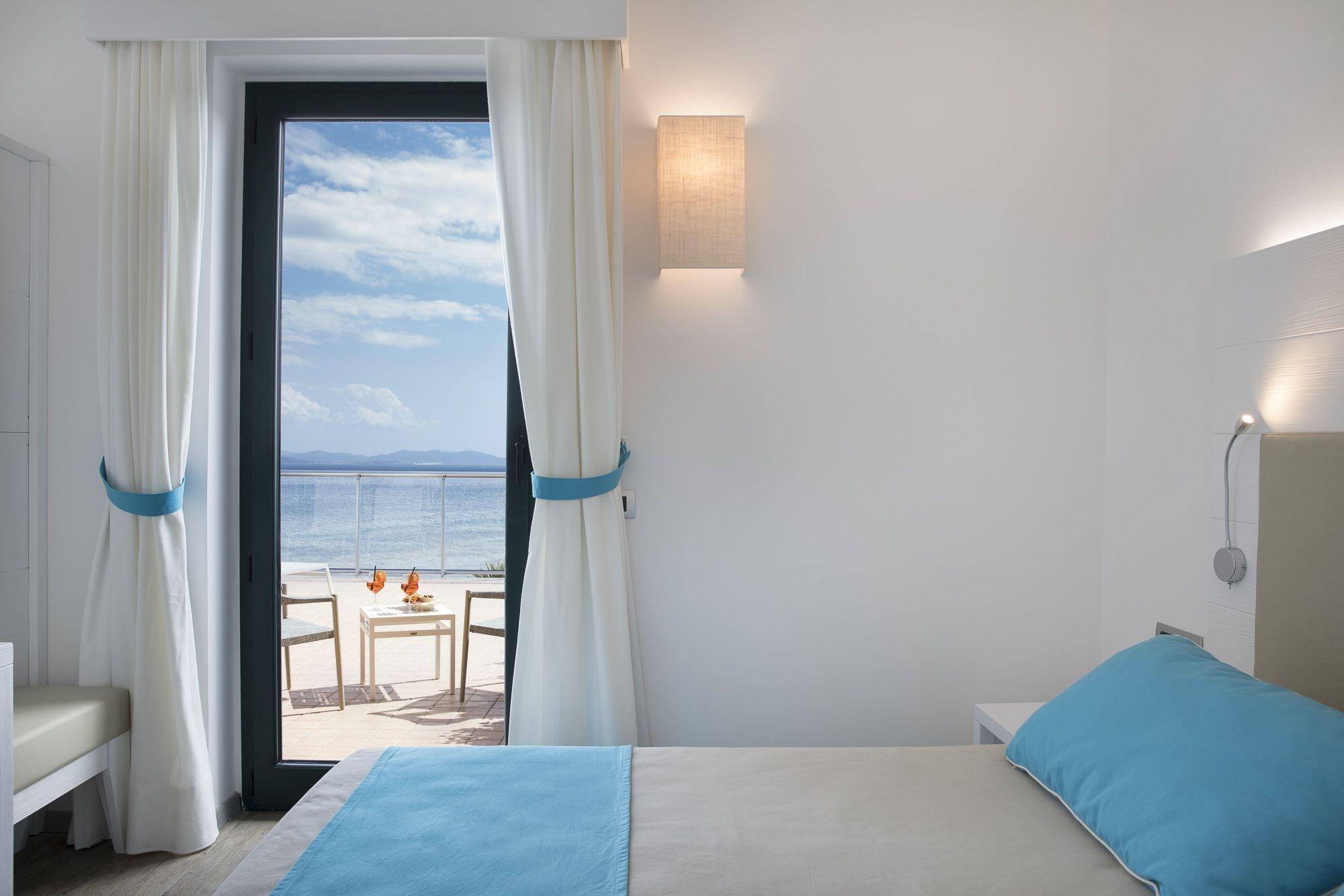 Lu' Hotel Maladroxia SantʼAntìoco Εξωτερικό φωτογραφία